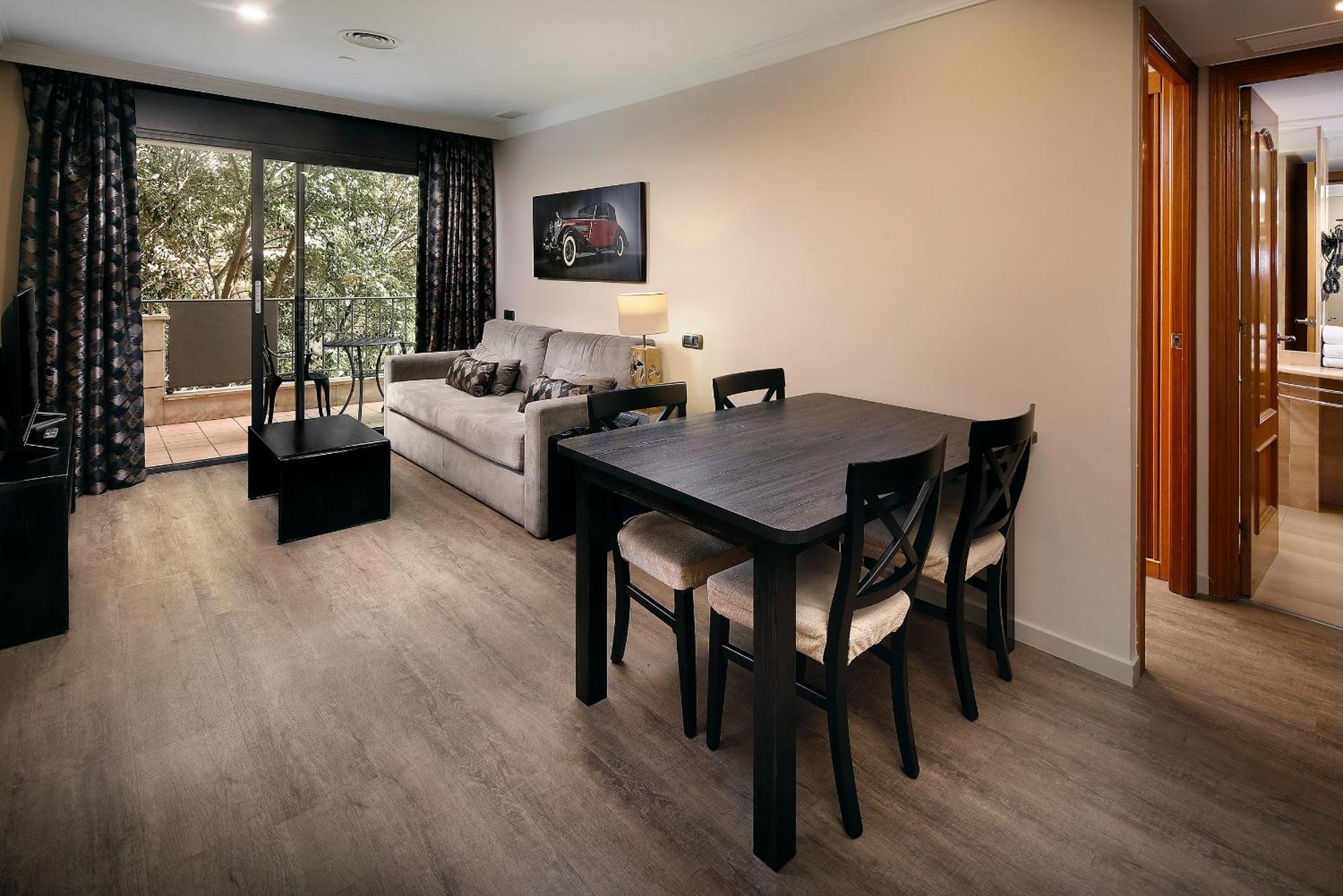 Apartaments-Hotel Hispanos 7 Suiza Barcelone Extérieur photo
