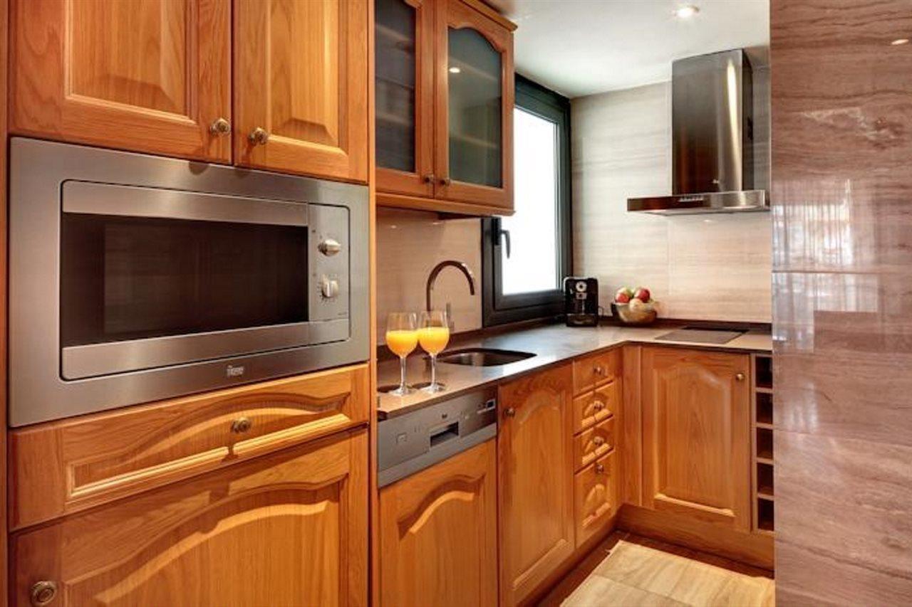 Apartaments-Hotel Hispanos 7 Suiza Barcelone Extérieur photo